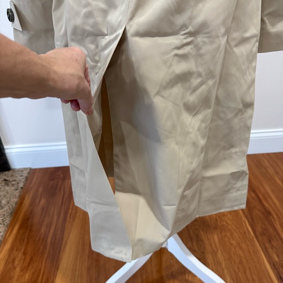 NWT. London Fog Women's Double-Breasted 3/4 Length Belted Trench Coat, - Picture 10 of 13